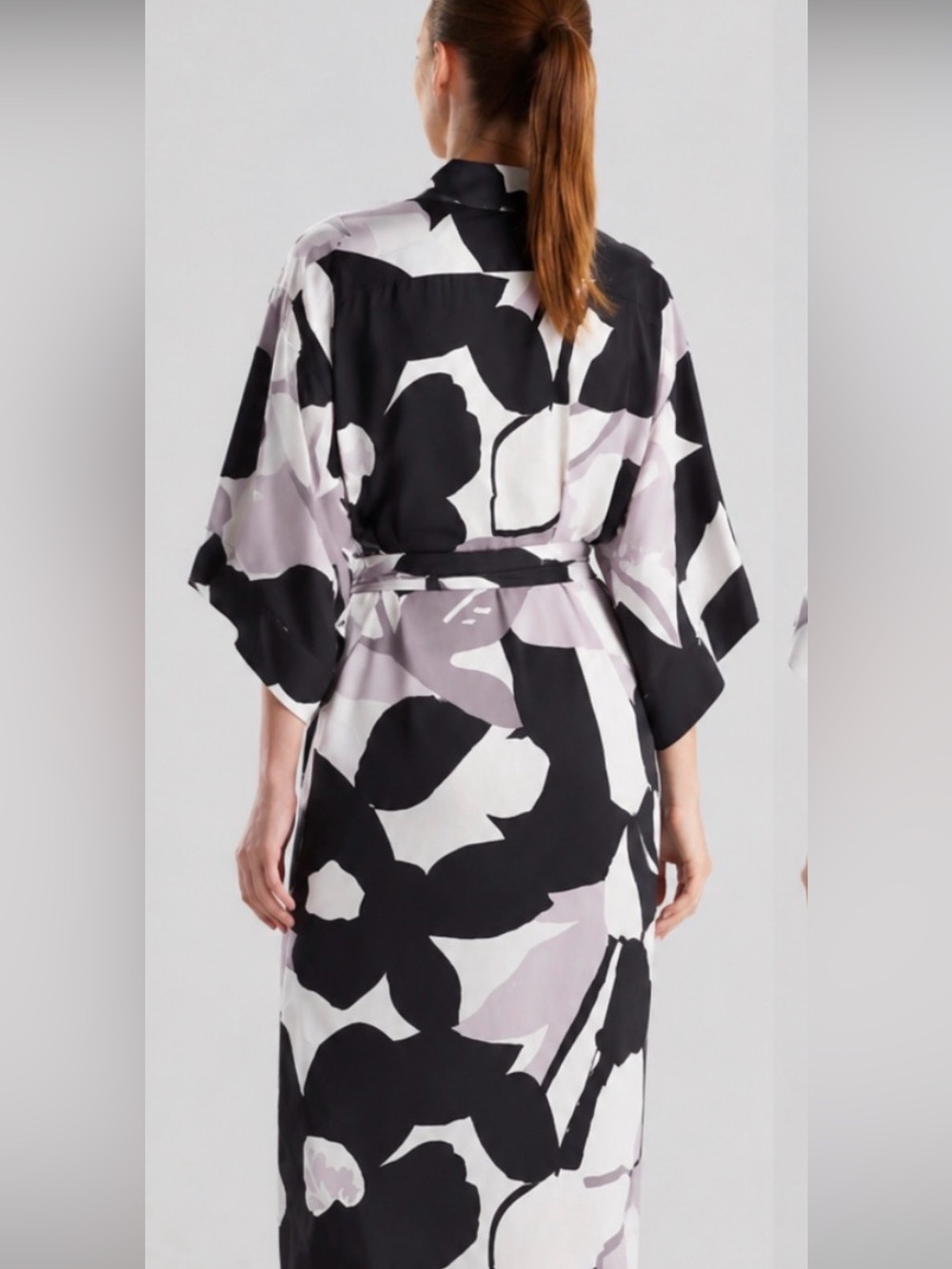 Natori Bonita Floral Satin Kimono Robe New Medium - Picture 2 of 8